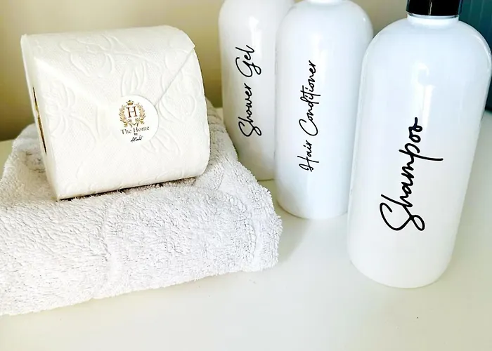 The By An ラピソス