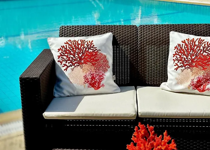 ベッド・アンド・ブレックファスト The By An